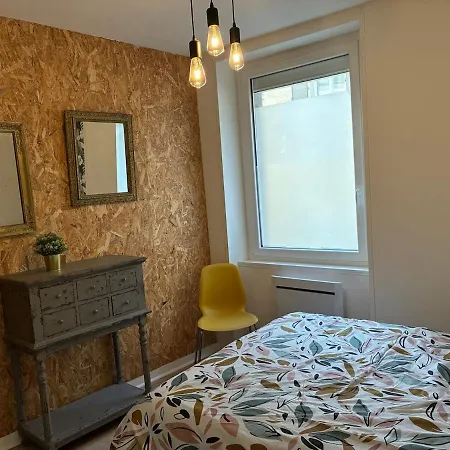 Paisible Dans Jolie Cour Interieure Апартаменти Кан
